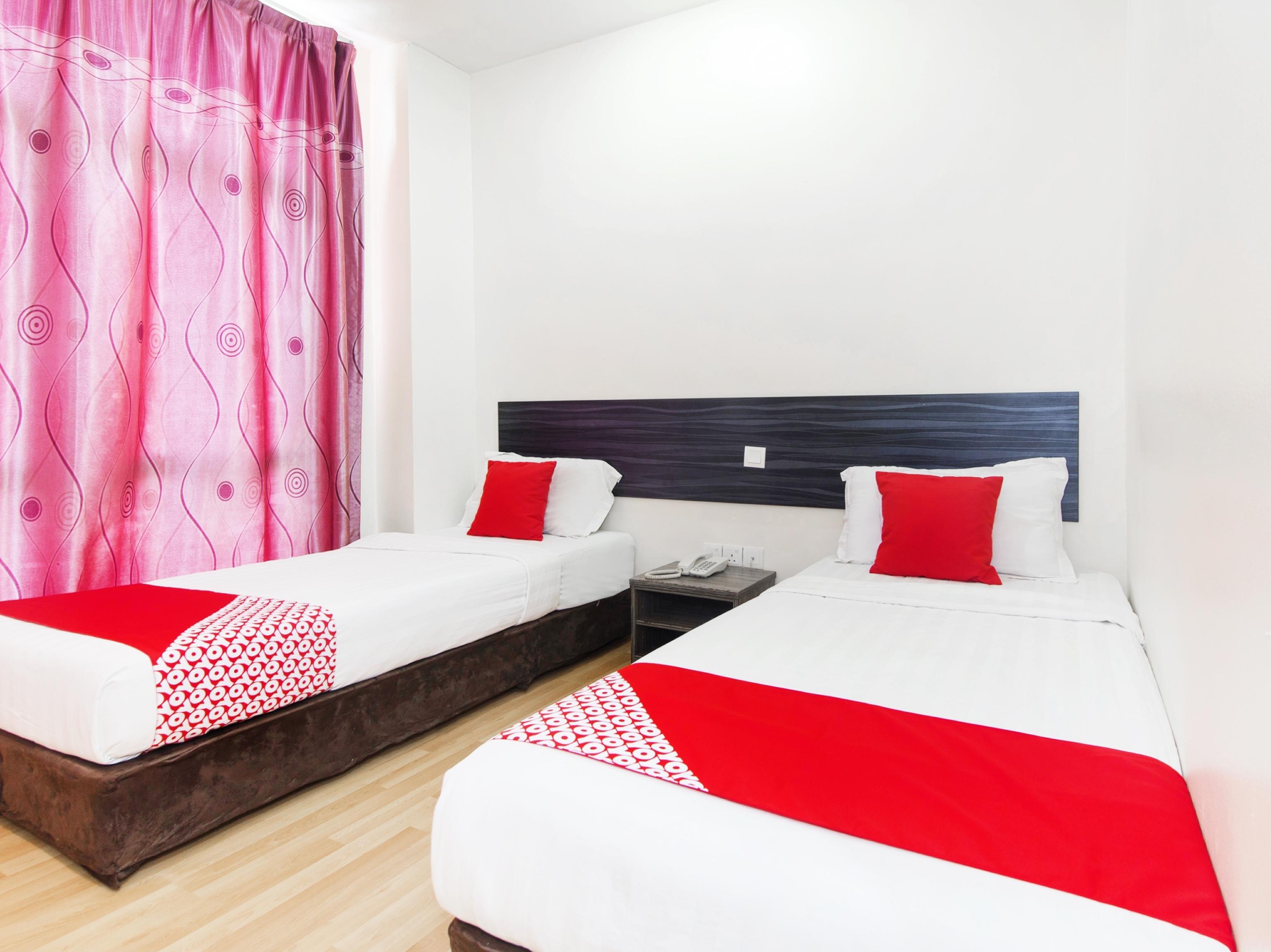 Super Oyo 331 I Boutique Hotel Petaling Jaya Esterno foto