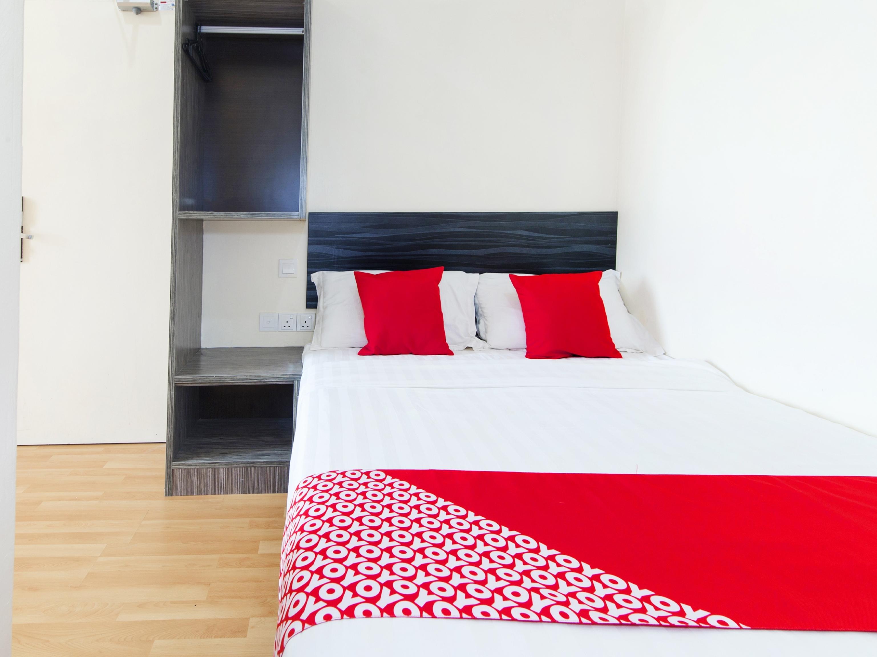 Super Oyo 331 I Boutique Hotel Petaling Jaya Esterno foto