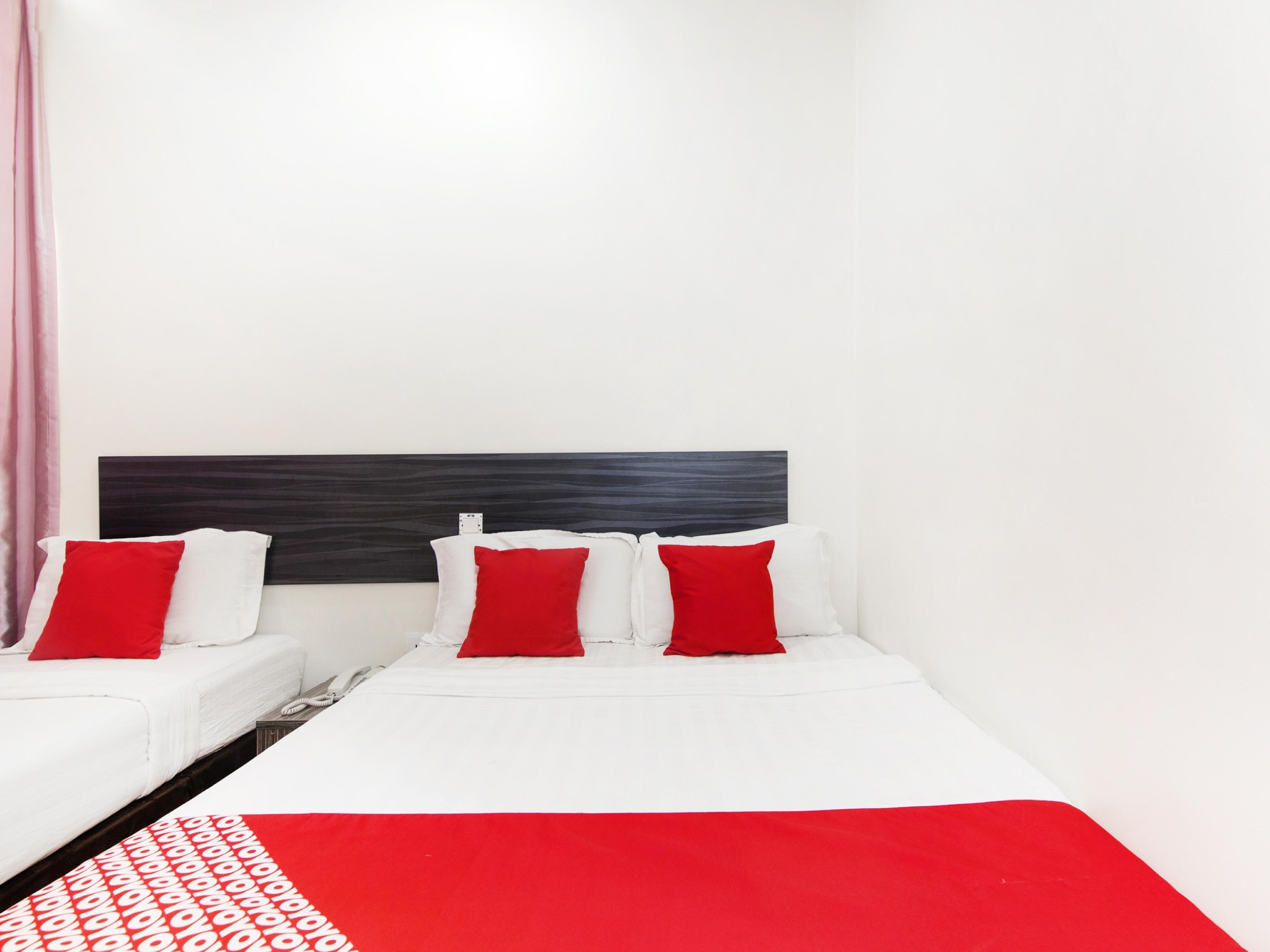 Super Oyo 331 I Boutique Hotel Petaling Jaya Esterno foto