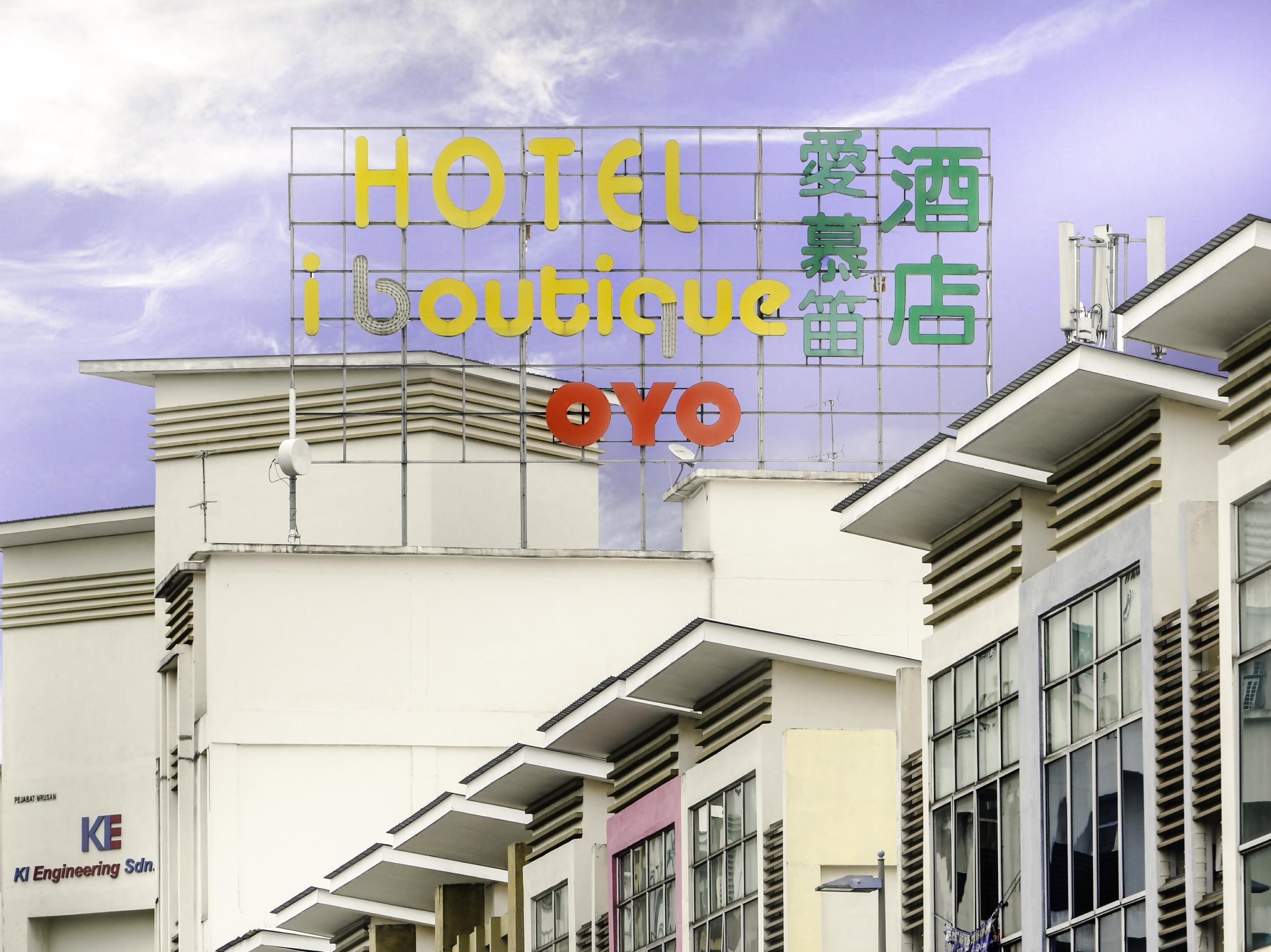 Super Oyo 331 I Boutique Hotel Petaling Jaya Esterno foto
