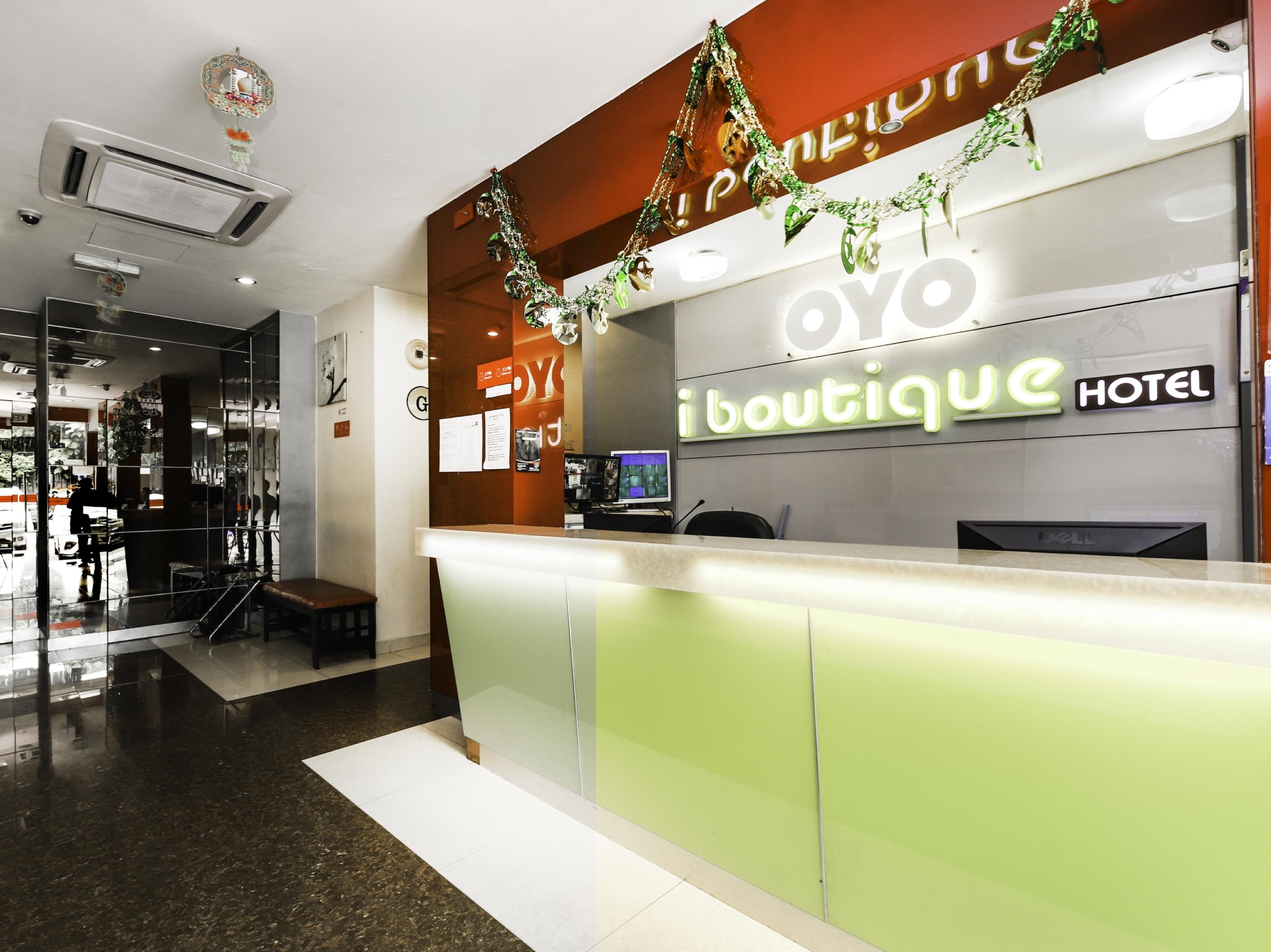 Super Oyo 331 I Boutique Hotel Petaling Jaya Esterno foto