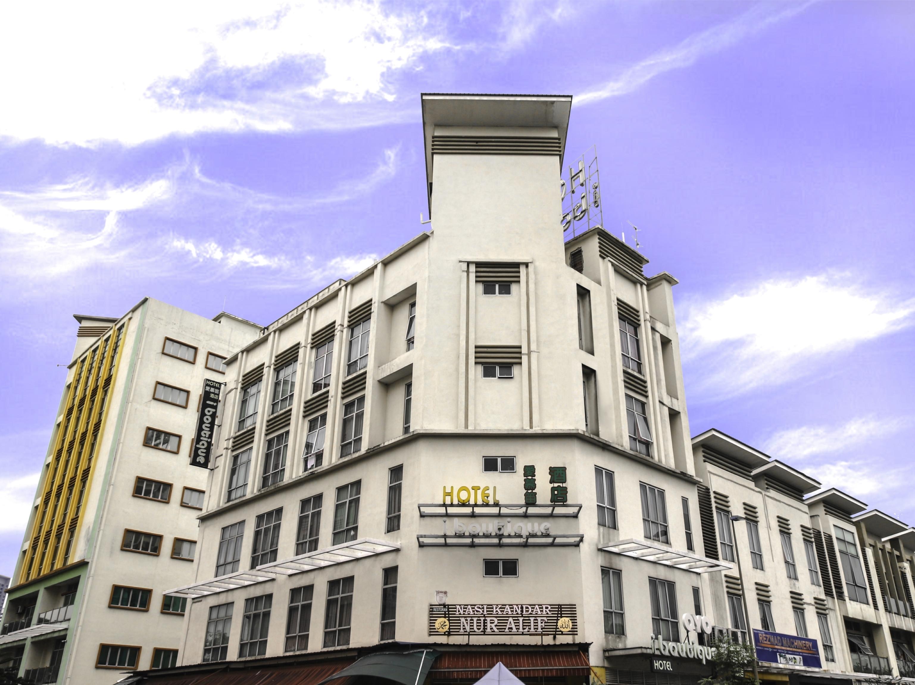Super Oyo 331 I Boutique Hotel Petaling Jaya Esterno foto