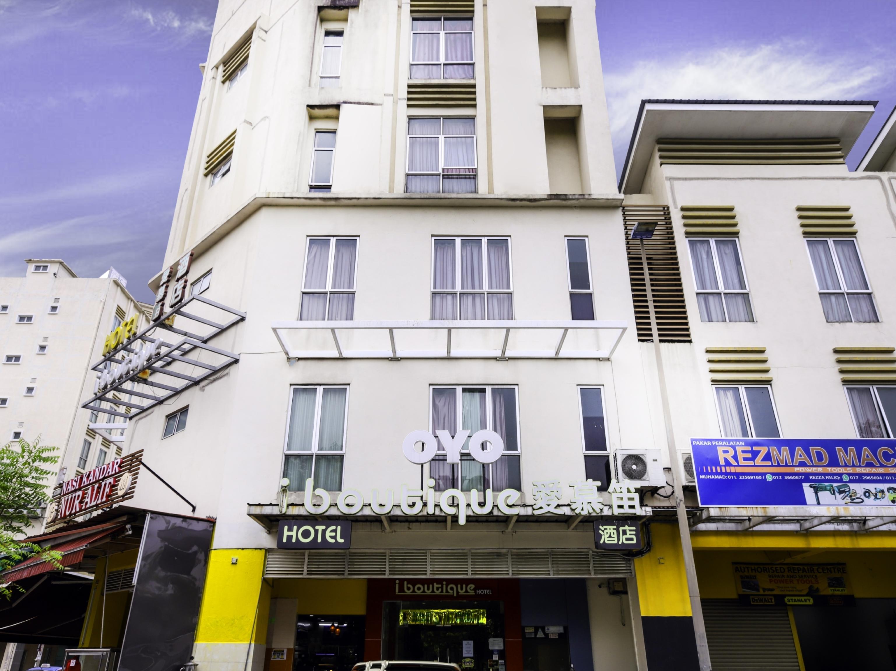 Super Oyo 331 I Boutique Hotel Petaling Jaya Esterno foto